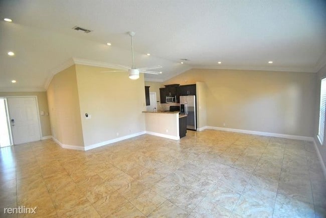 Building Photo - 3 br, 2 bath House - 1447 Waterway Cove Dr