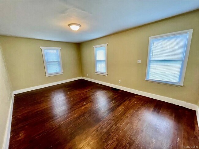 Building Photo - 175 NY-302