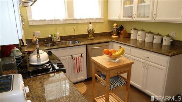 Kitchen - 2447 Vallejo St