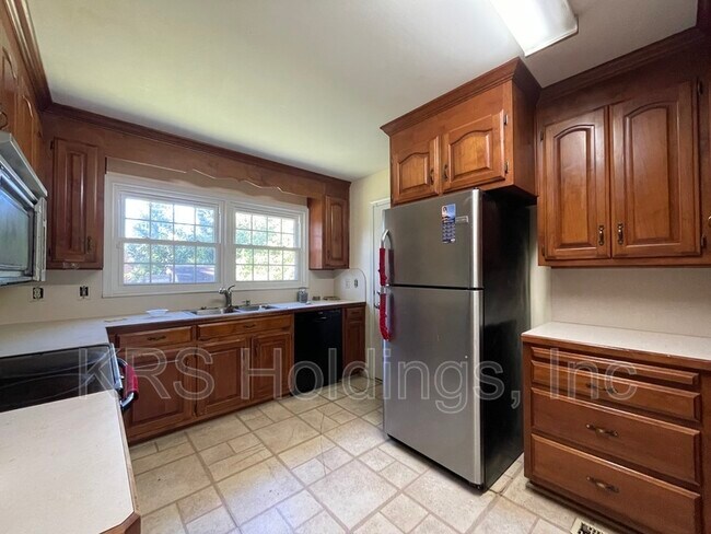 Foto del edificio - 6 Colgate Cir