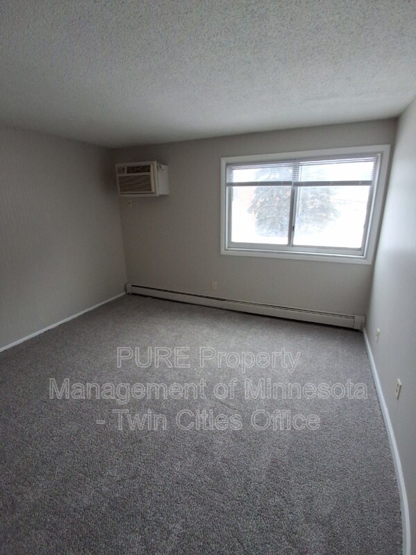 Foto del edificio - 12984 Nicollet Ave