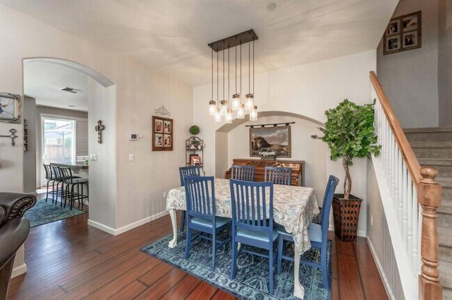 Building Photo - 1335 Incline Drive #3