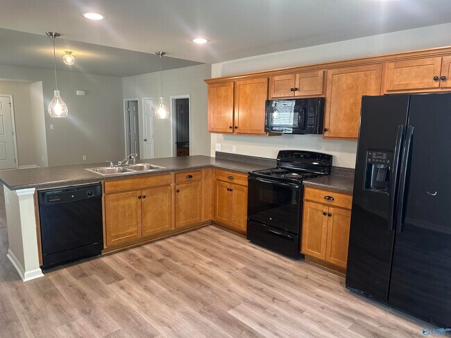 Building Photo - 224 Sedgewick Dr