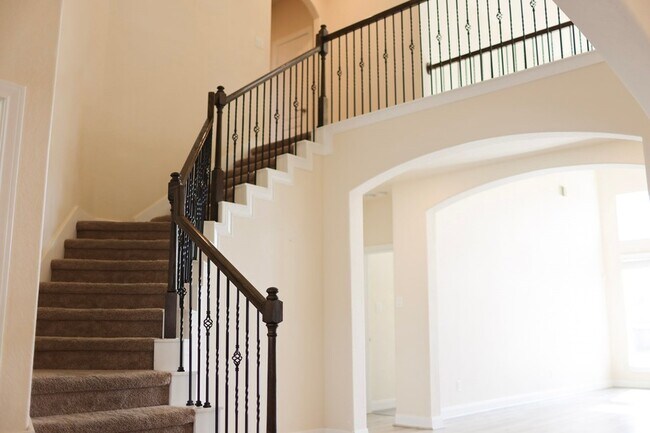 Foto del edificio - 1236 Laurel Lp