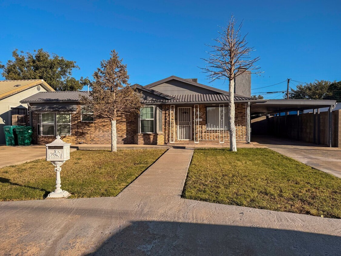 Foto principal - 910 W Taylor Ave