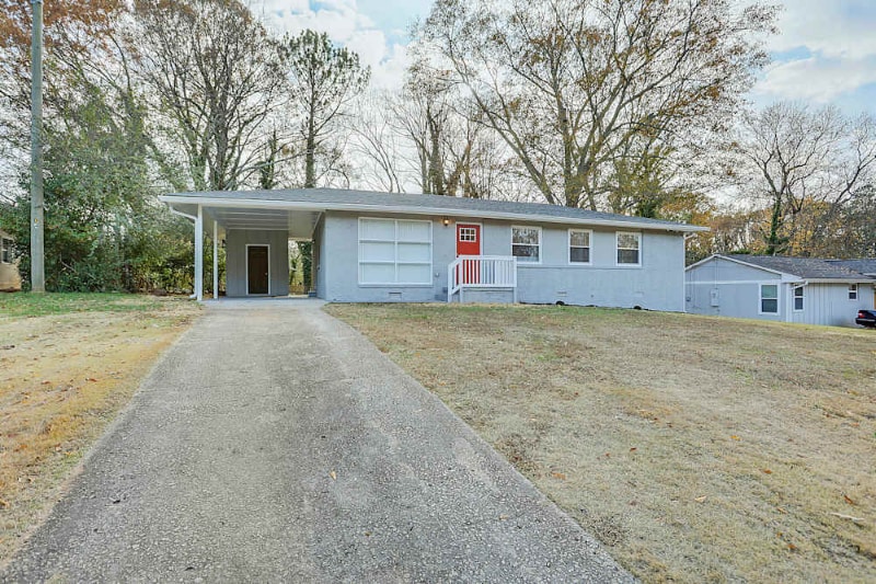 Primary Photo - 2755 Collier Dr NW