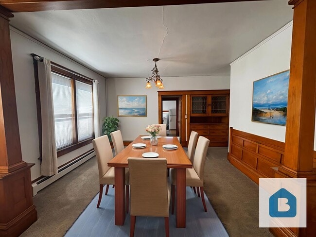 Foto del edificio - Spacious 1-Bedroom Apartment with Office Space Near Downtown Colorado Springs!