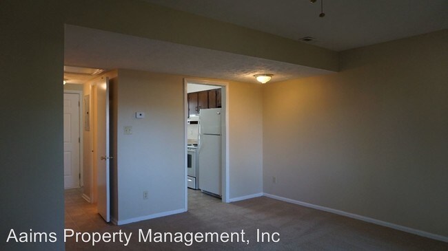 Building Photo - 2 br, 1.5 bath House - 406 Cumbrian Ct.