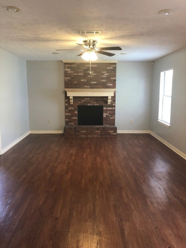 Foto del edificio - Beautiful Home for Lease!