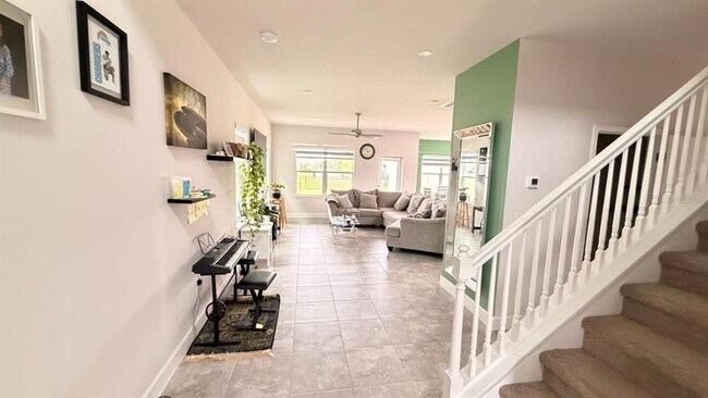 Foto del edificio - 1046 Grantham Ln
