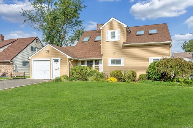 Building Photo - 26 Polo Ln