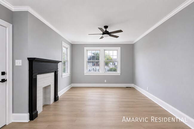 Foto del edificio - 1602 Waverly Ave