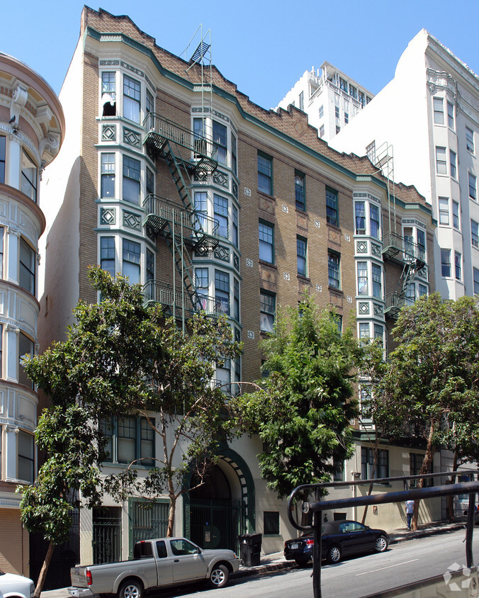 Foto del edificio - Sierra Madre Apartments