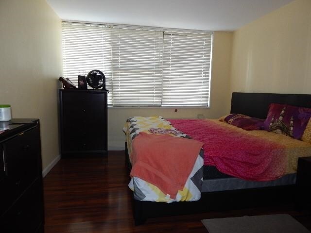 Foto del edificio - 270 Marin Blvd