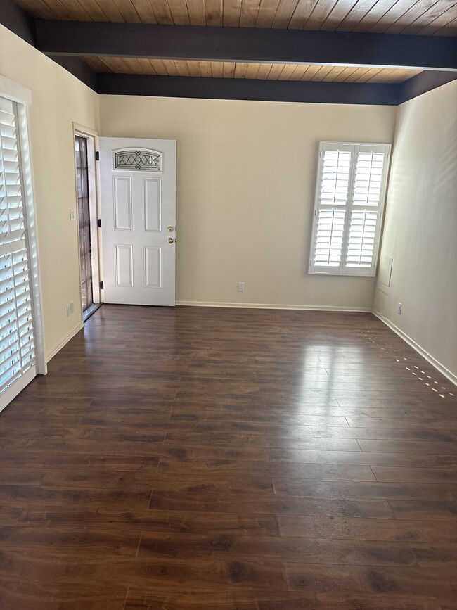 Photo - 16413 S Dalton Ave Apartments