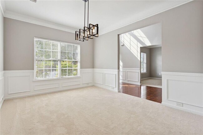 Building Photo - 825 Rockbass Rd
