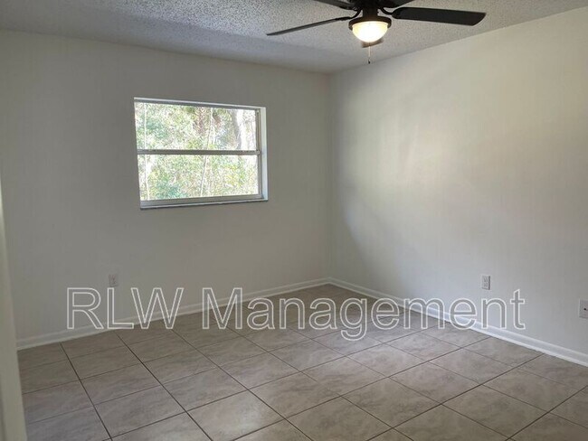 Foto del edificio - 425 S Seminole Ave