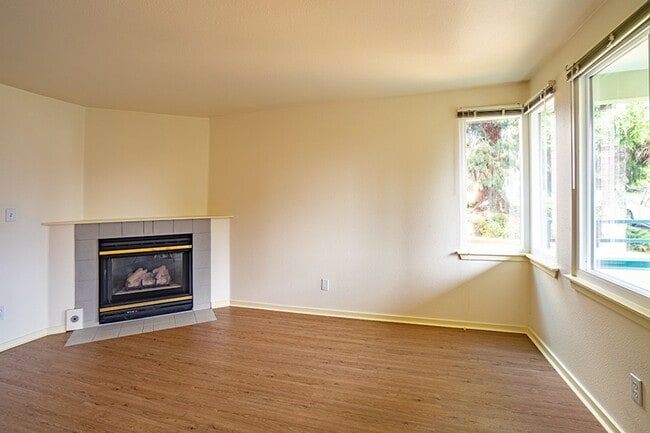 Interior Photo - 6th Ave Apartments