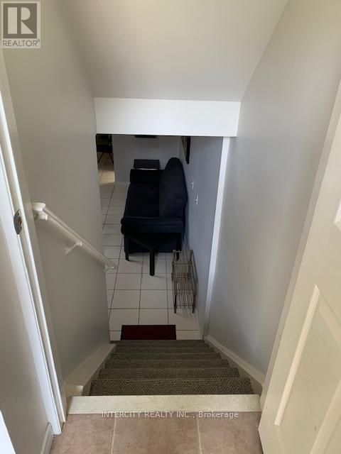 Photo du bâtiment - 17 Aldwinckle Heights