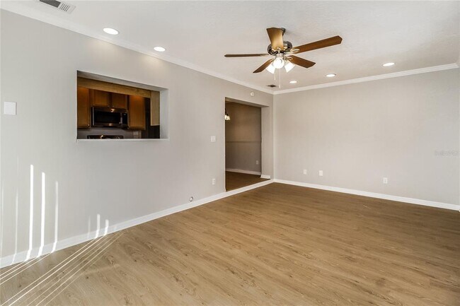 Foto del edificio - 421 Kee St