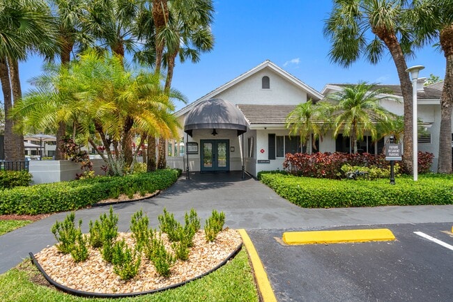 Casa club - Lakepointe at Jacaranda