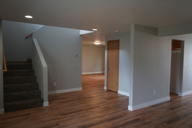Foto del edificio - 6412 NE 78th Ave