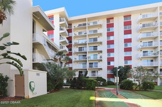 Building Photo - 2711 N Halifax Ave