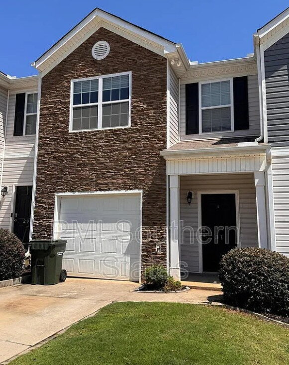 Building Photo - 31 Moorlyn Ln