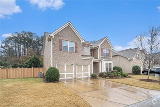 Building Photo - 6370 Shiloh Woods Dr