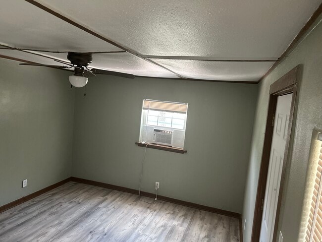 Living area - 806 N Berry St