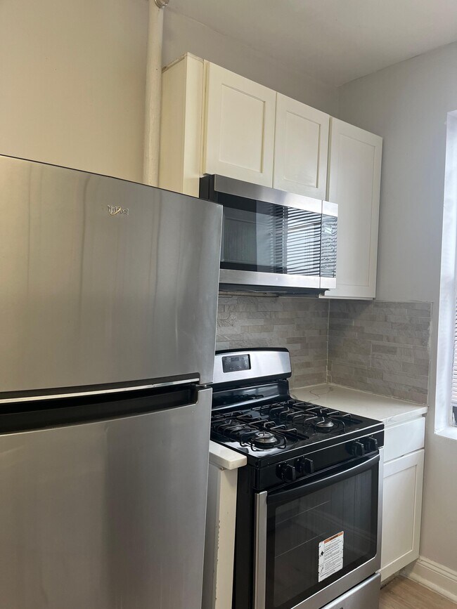 Foto del edificio - 5307 Palisade Ave
