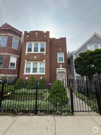 Building Photo - 1542 N Kolin Ave