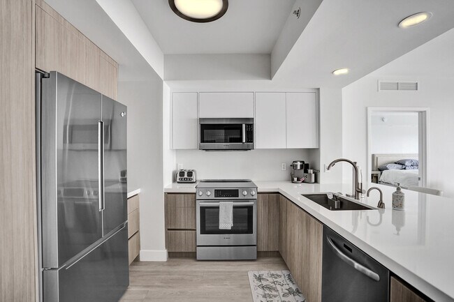 Foto del edificio - 2821 N Ocean Blvd