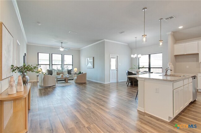Foto del edificio - 7315 Hammermill Ln