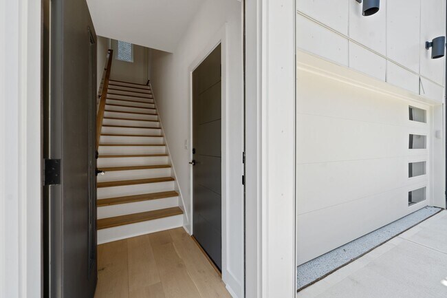 Foto del edificio - Bright and Modern Luxury Studio in Downtow...