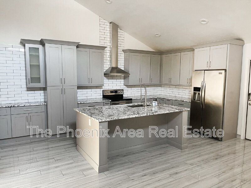 Foto principal - 9128 E Gelding Dr