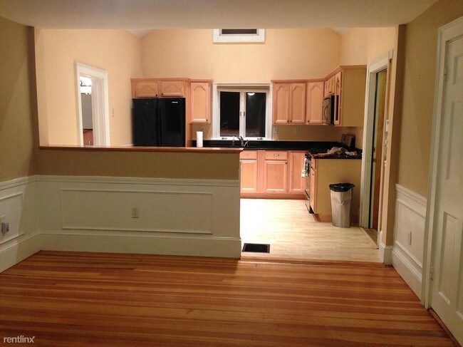 Foto del edificio - 3 br, 2 bath House - 177 West Street
