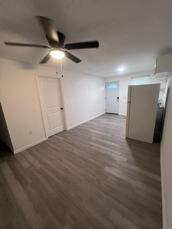 Photo - 0004 Newton St House