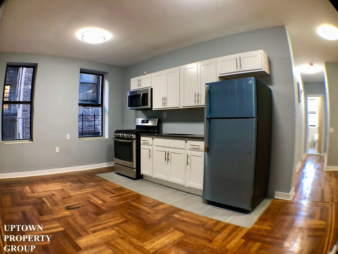 Kitchen/Living Room - 58 Marble Hill Ave