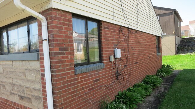 Foto del edificio - 2435 Brodhead Road