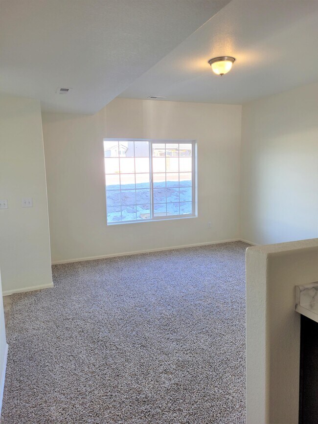 Foto del edificio - 7525 Forest Meadows Ave