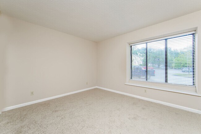 Foto del edificio - Spacious Townhouse