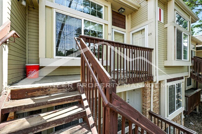 Foto del edificio - Spacious Condo with Washer/Dryer and Centr...