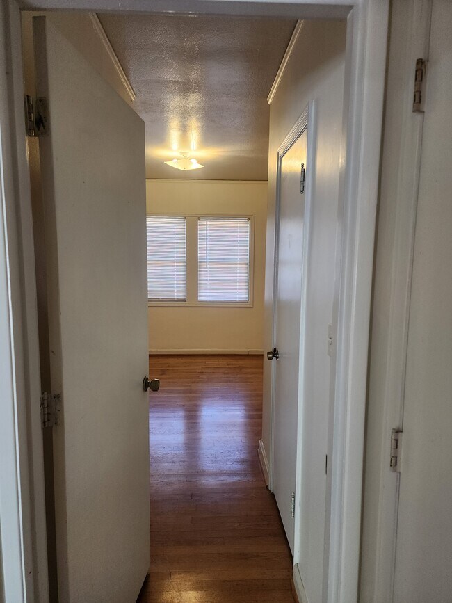 Foto del edificio - 3229 NE 7th Ave