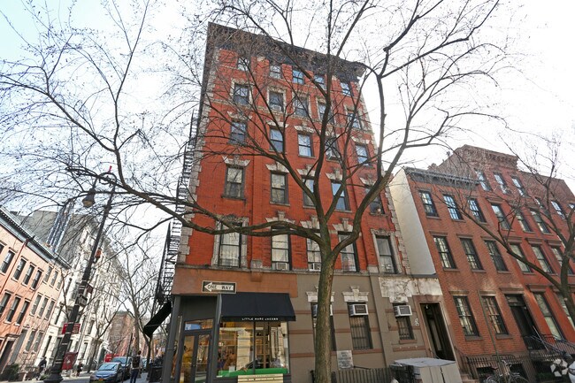 Building Photo - 296-298 W 4th St