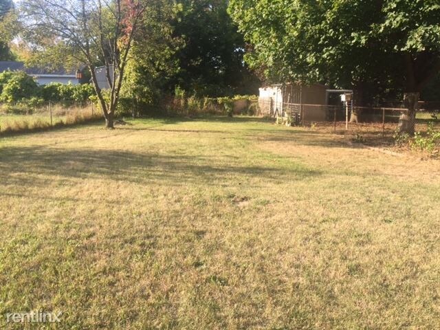 Foto del edificio - 3 br, 1 bath House - 3400 Radford Dr