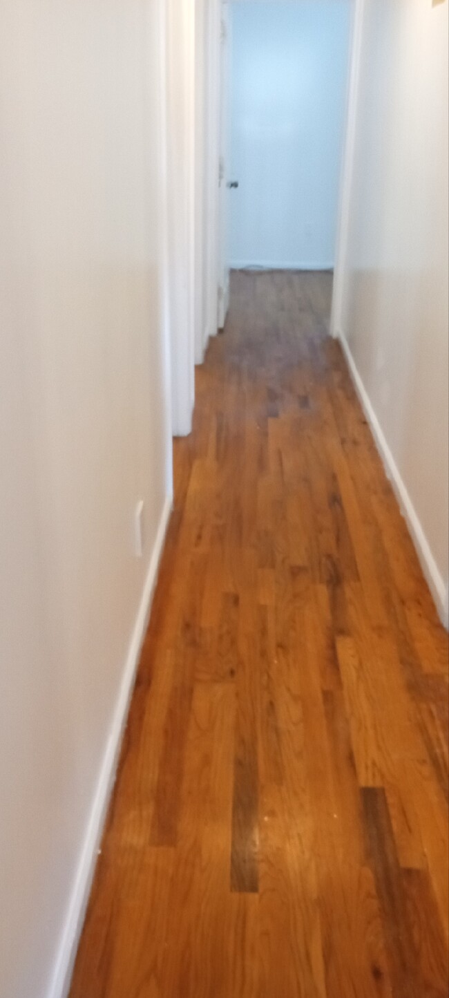 Hardwood floors - 67 Rose Ter