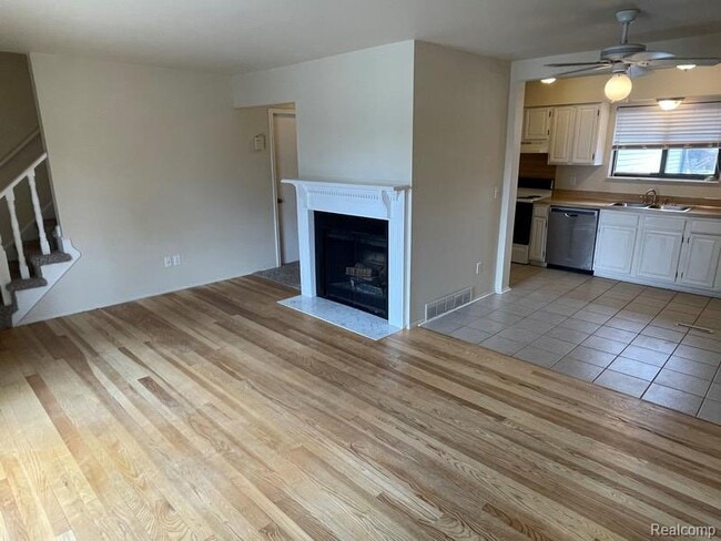 Foto del edificio - 8487 Pepper Ridge Dr