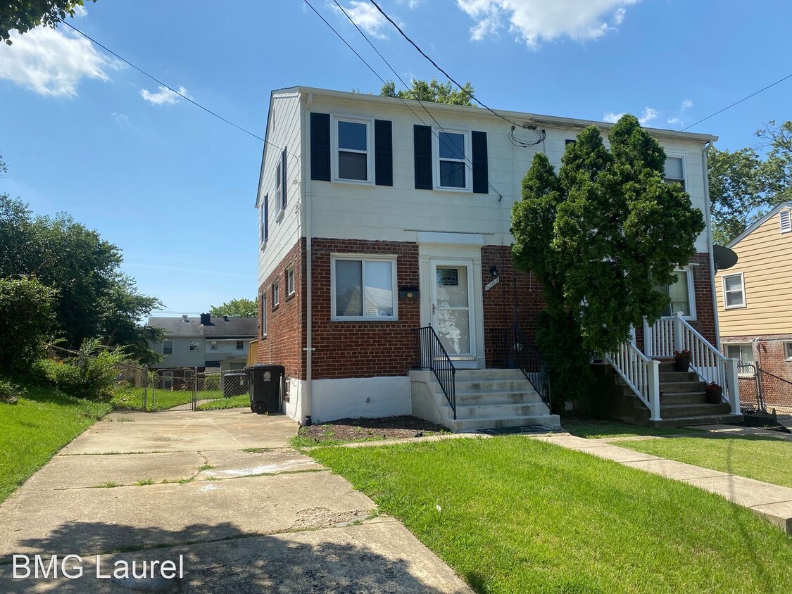 2 br, 2 bath House 7203 Glenridge Dr House Rental in Hyattsville