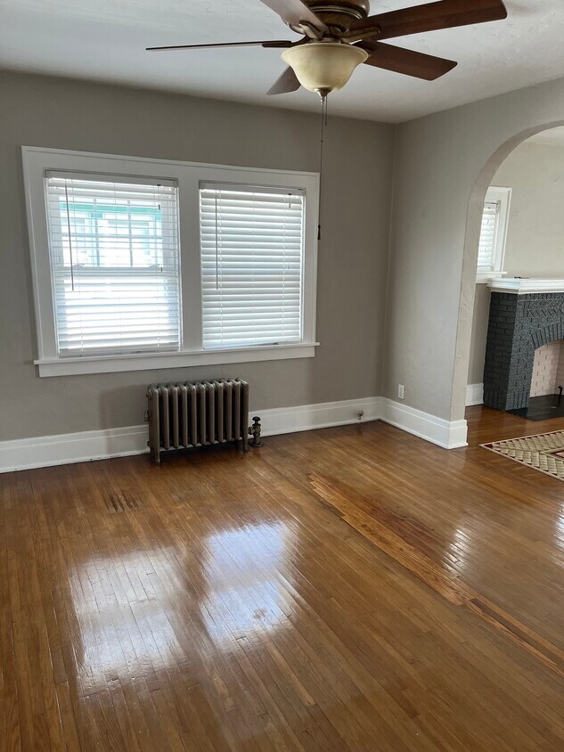 Foto principal - 32 Princeton Blvd